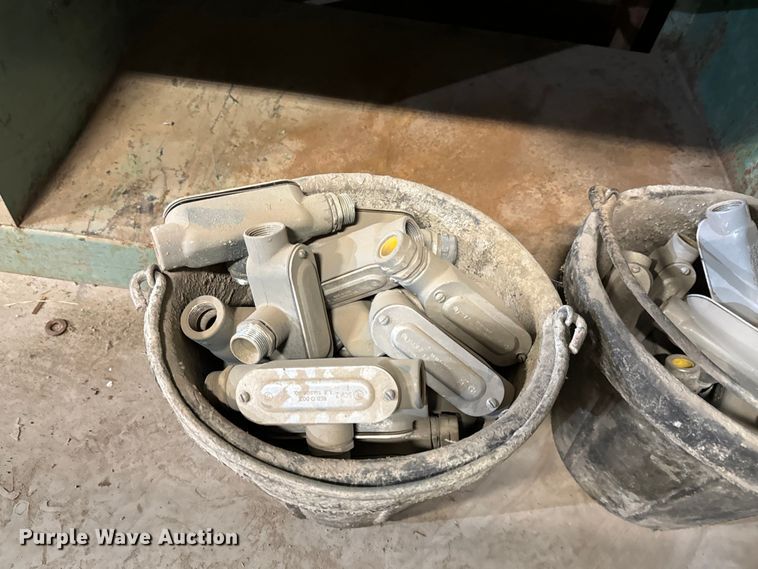 image for item NH9145 Tools