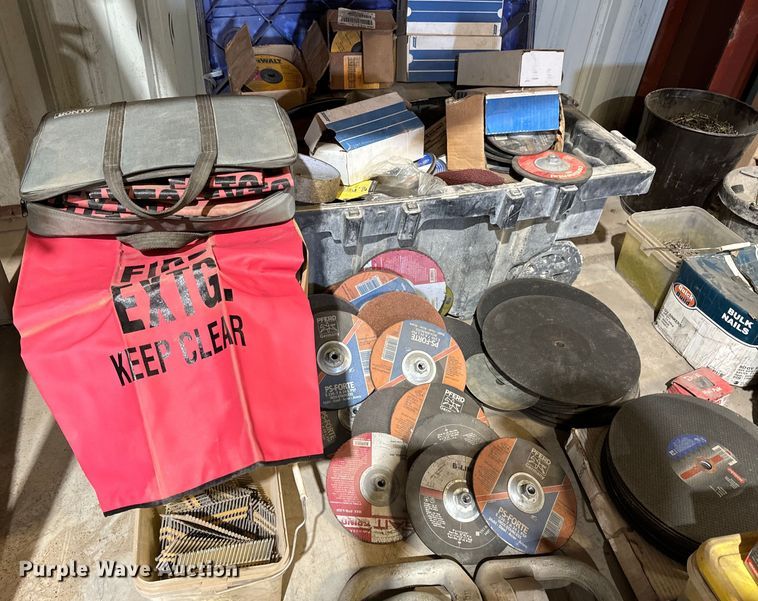 image for item NH9146 Tools