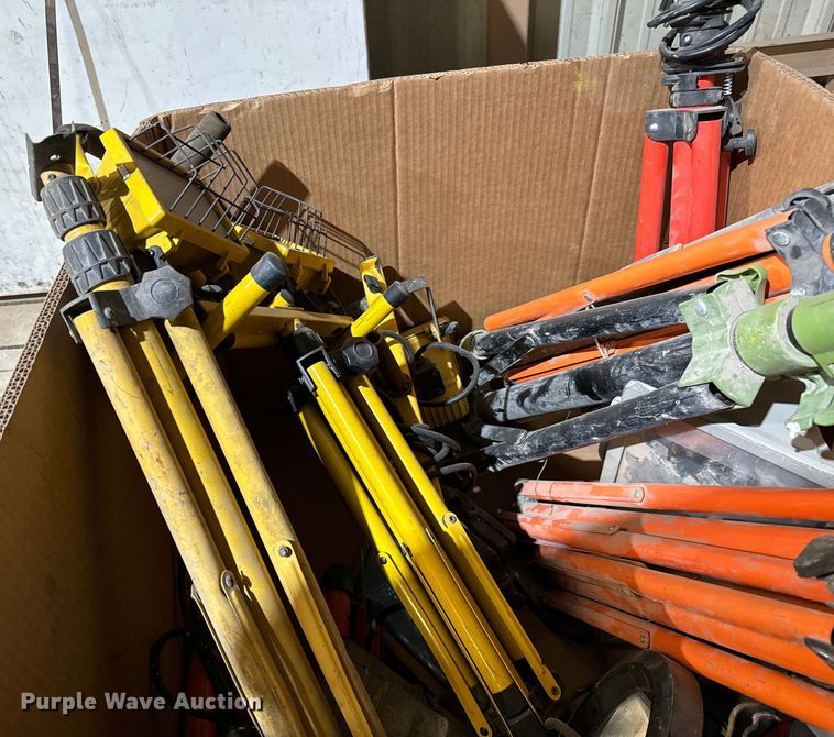 image for item NH9150 Tools