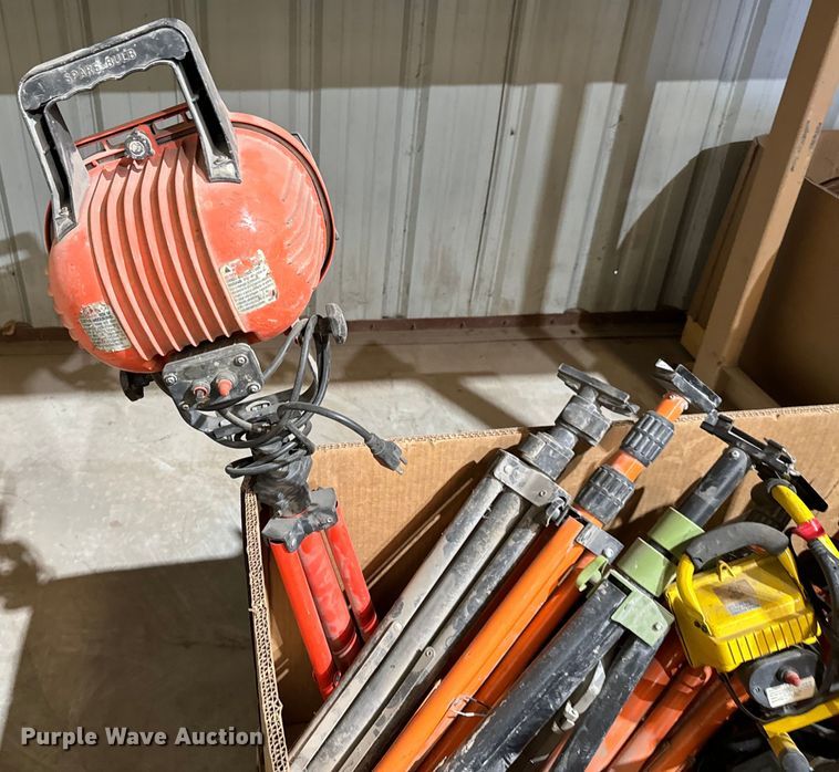 image for item NH9150 Tools