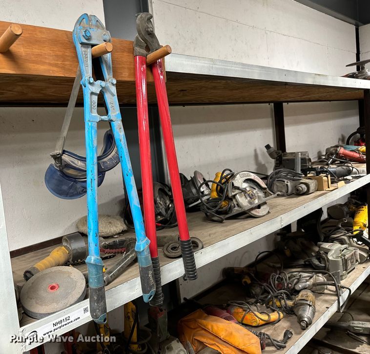 image for item NH9152 Tools