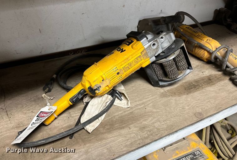 image for item NH9152 Tools