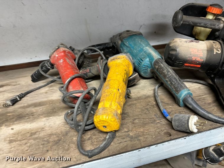 image for item NH9152 Tools