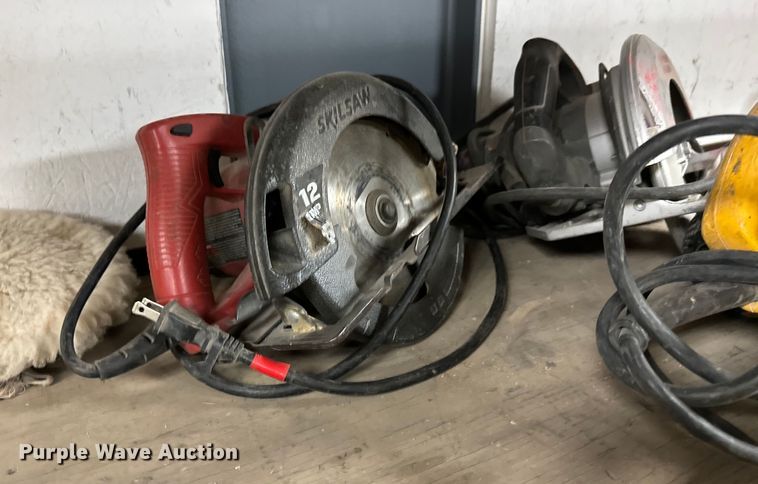 image for item NH9152 Tools