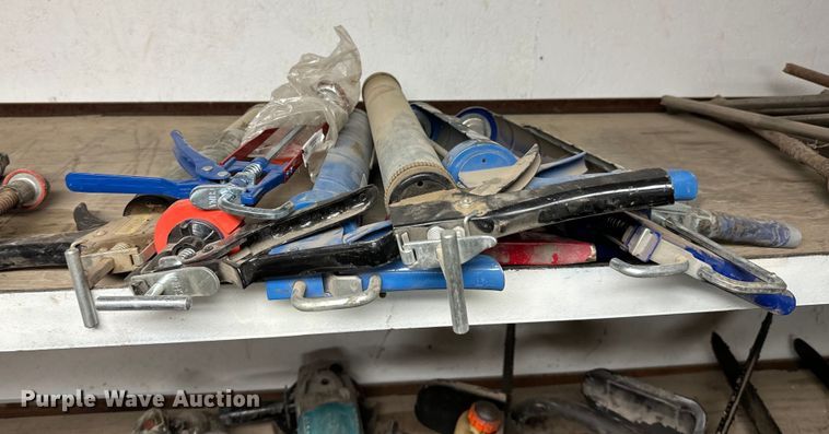 image for item NH9152 Tools