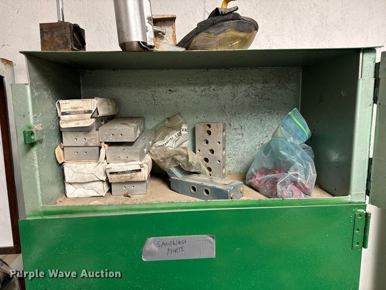 image for item NH9153 Tools