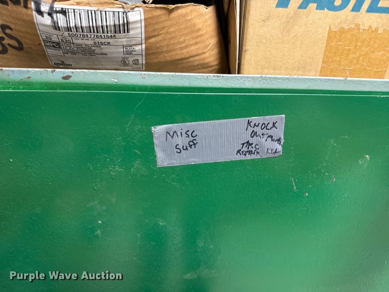 image for item NH9153 Tools