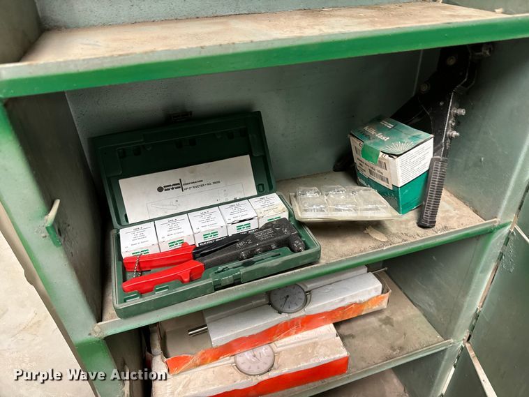 image for item NH9153 Tools