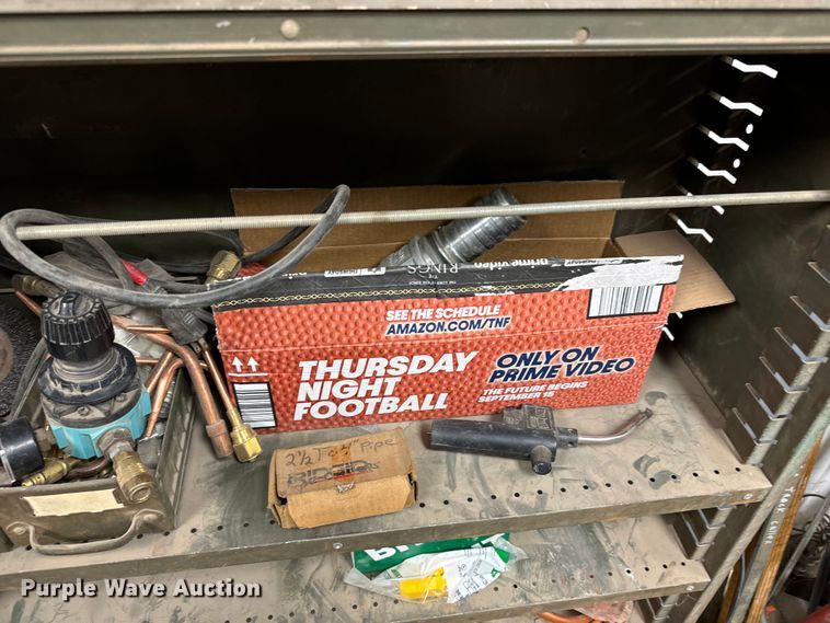 image for item NH9153 Tools