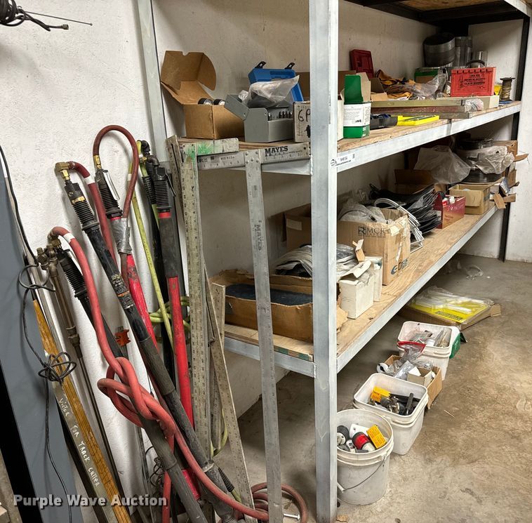 image for item NH9154 Tools