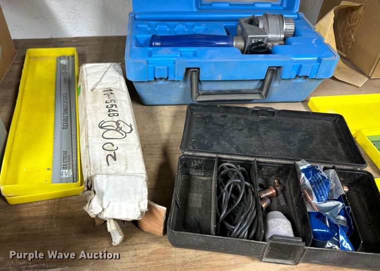 image for item NH9154 Tools