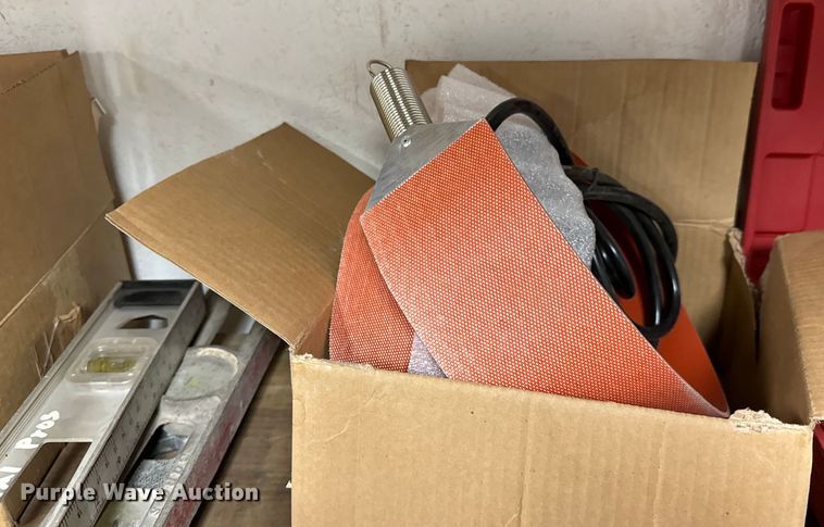 image for item NH9154 Tools