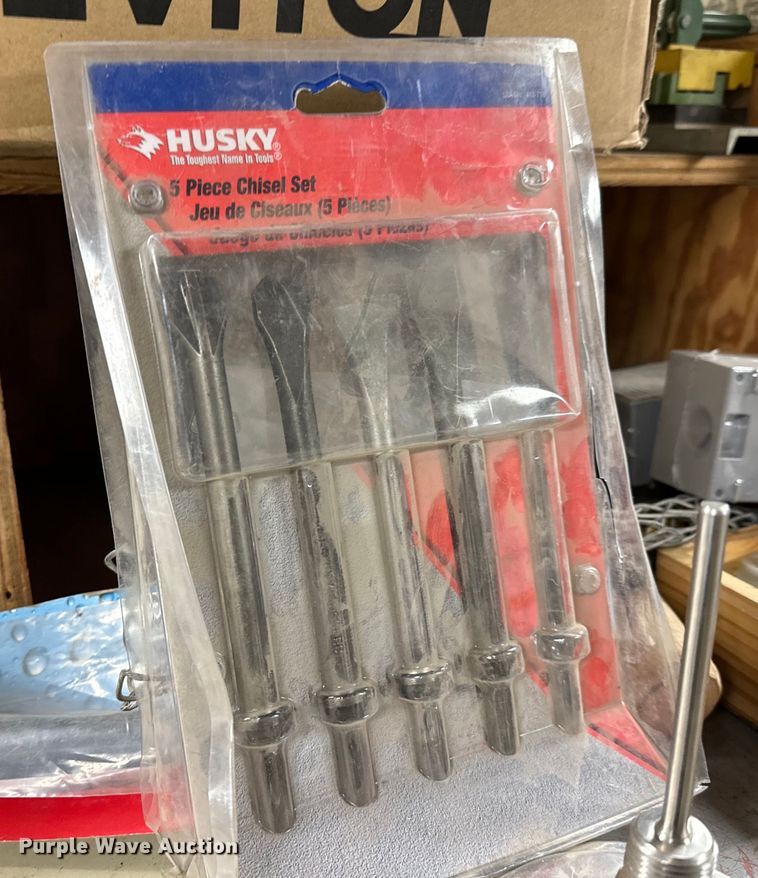 image for item NH9155 Tools