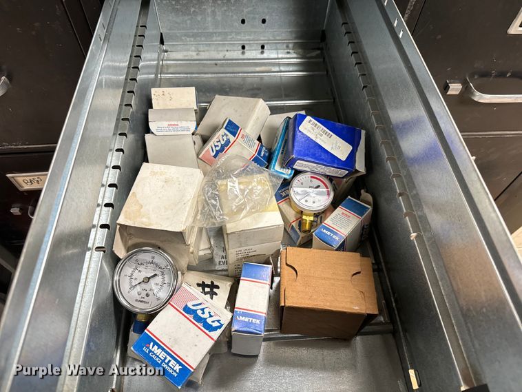 image for item NH9155 Tools