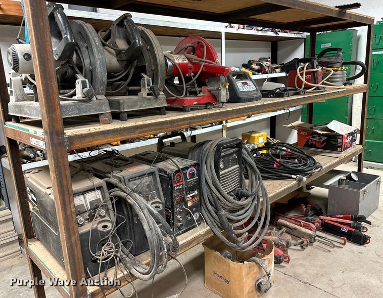 image for item NH9156 Tools