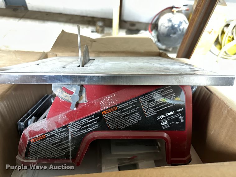 image for item NH9156 Tools