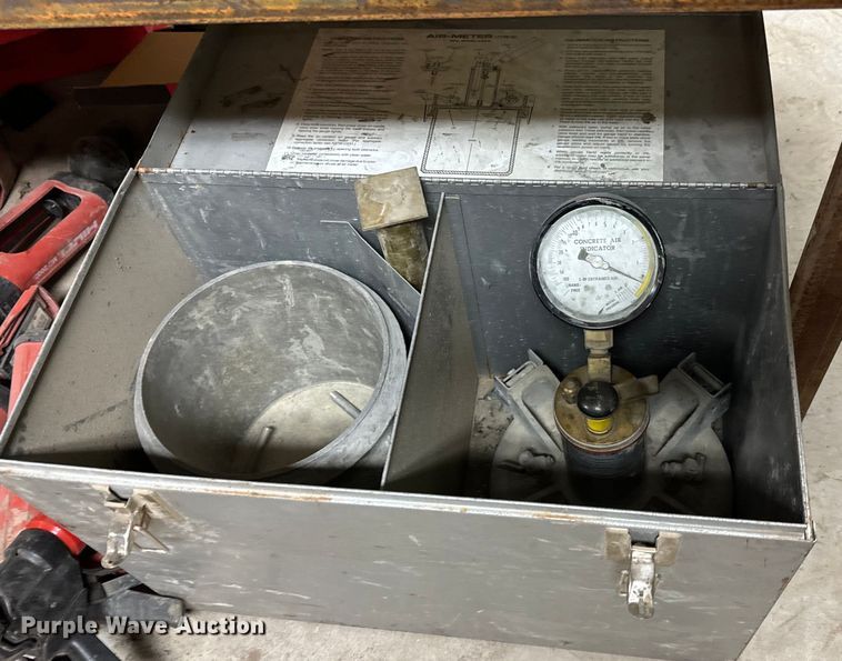 image for item NH9156 Tools