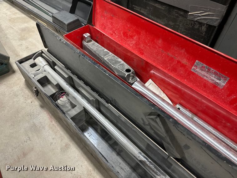 image for item NH9157 Tools