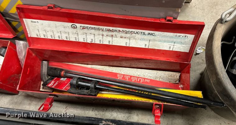 image for item NH9157 Tools