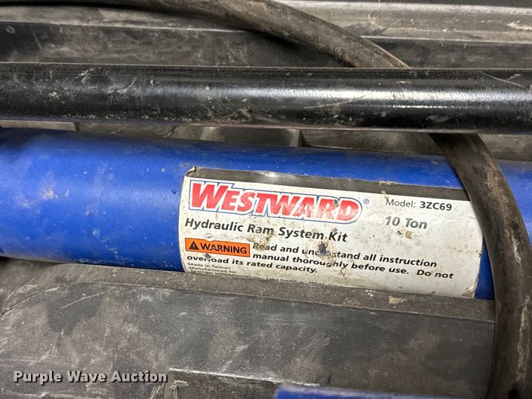 image for item NH9158 Tools