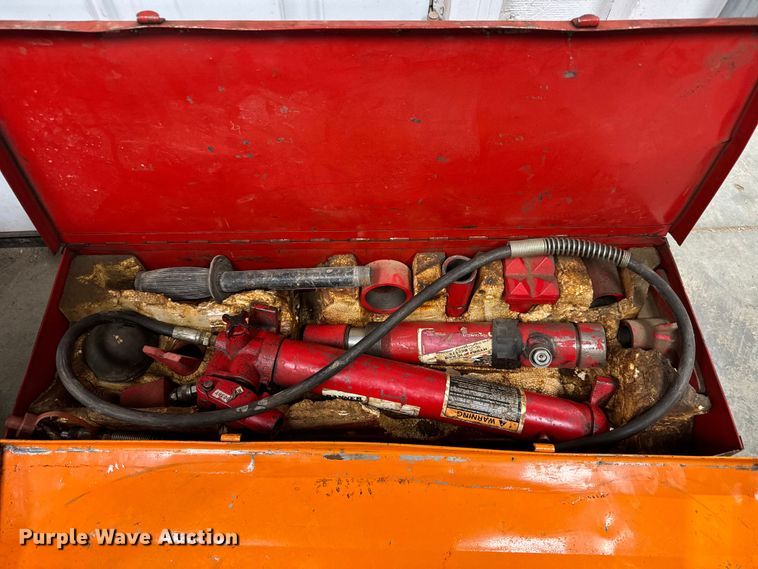 image for item NH9158 Tools