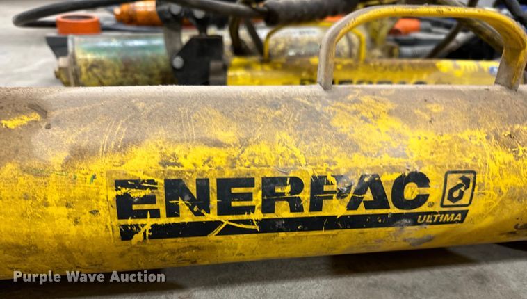 image for item NH9158 Tools