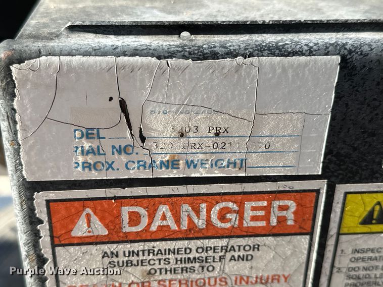 image for item NH9189 Auto Crane 3203 PRX truck mounted crane