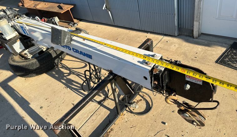 image for item NH9189 Auto Crane 3203 PRX truck mounted crane