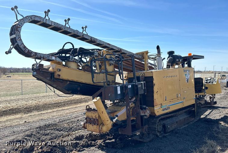 image for item NJ9470 2001 Vermeer D80x120 Navigator  directional boring unit