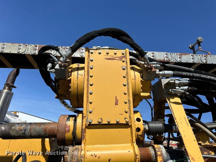 image for item NJ9470 2001 Vermeer D80x120 Navigator  directional boring unit