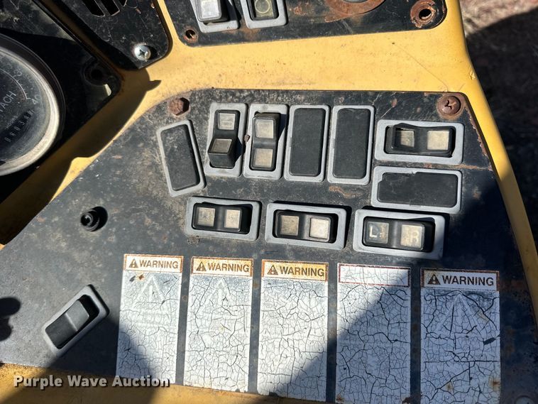 image for item NJ9470 2001 Vermeer D80x120 Navigator  directional boring unit