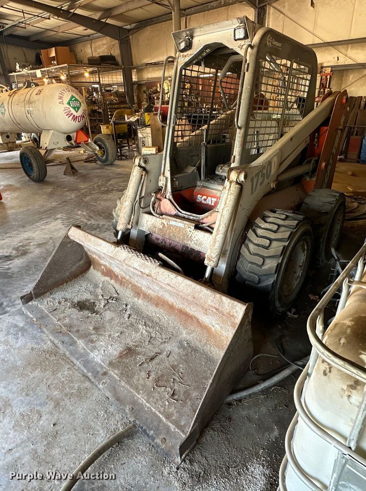 image for item NR9805 2001 Scat Trak 1750D skid steer loader