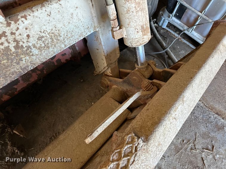 image for item NR9805 2001 Scat Trak 1750D skid steer loader