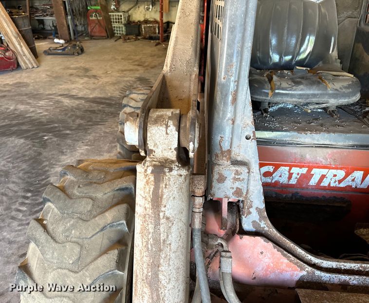 image for item NR9805 2001 Scat Trak 1750D skid steer loader