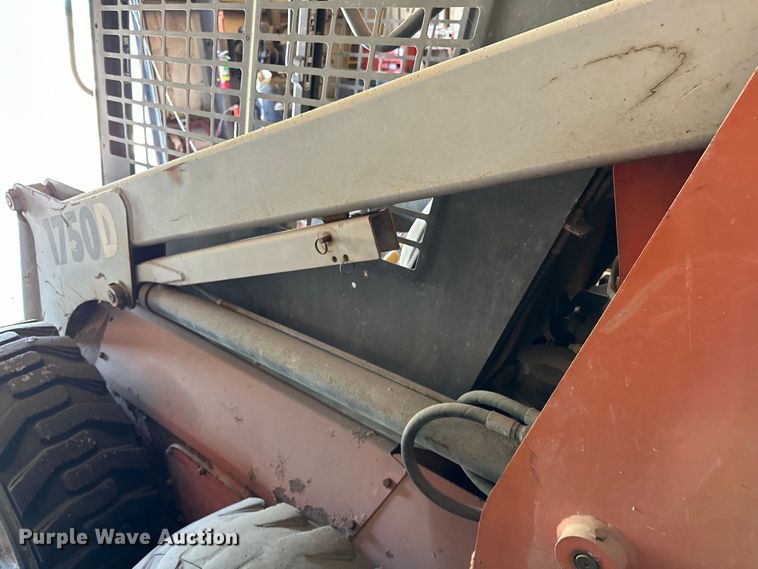 image for item NR9805 2001 Scat Trak 1750D skid steer loader