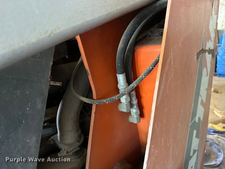 image for item NR9805 2001 Scat Trak 1750D skid steer loader