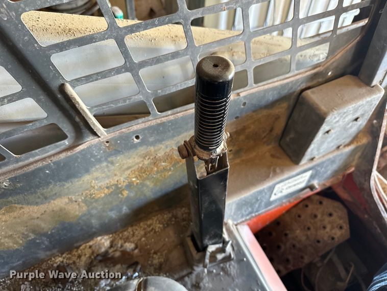 image for item NR9805 2001 Scat Trak 1750D skid steer loader