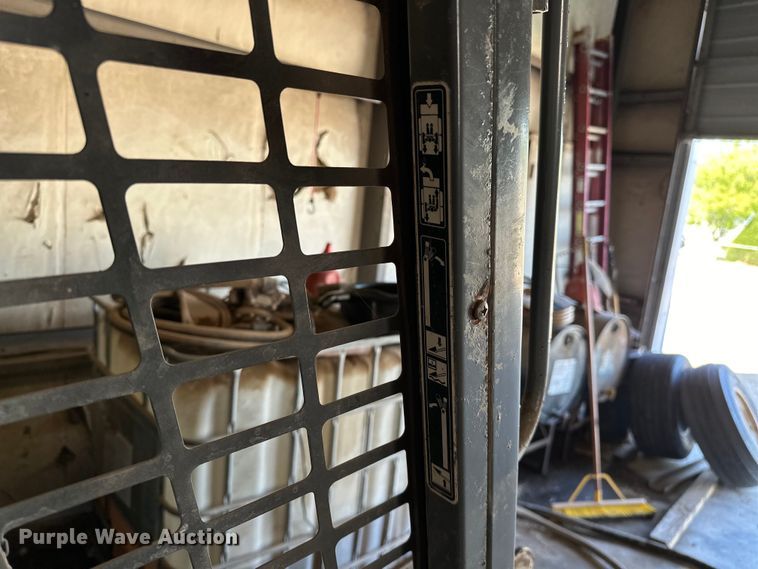 image for item NR9805 2001 Scat Trak 1750D skid steer loader