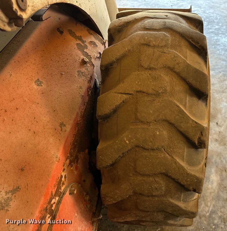 image for item NR9805 2001 Scat Trak 1750D skid steer loader