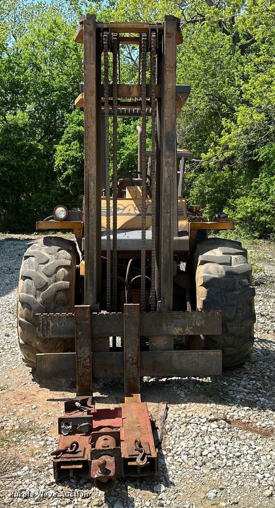 image for item NR9806 1999 Case 586E forklift