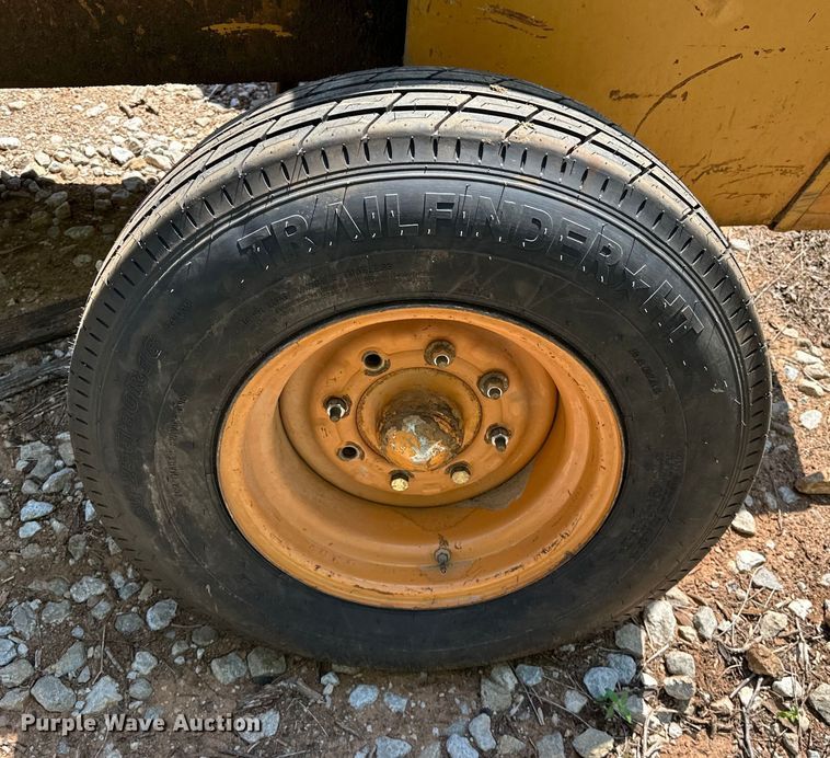 image for item NR9806 1999 Case 586E forklift