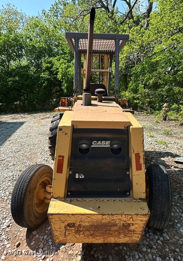 image for item NR9807 1997 Case 586E forklift