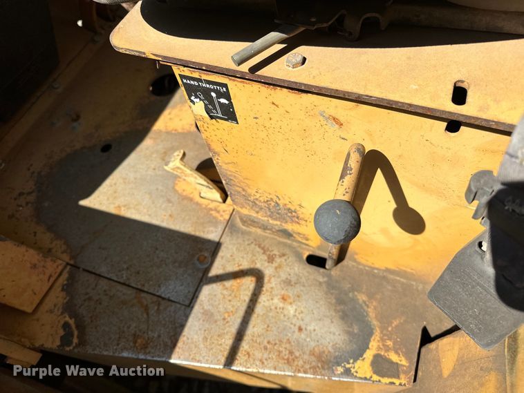 image for item NR9807 1997 Case 586E forklift