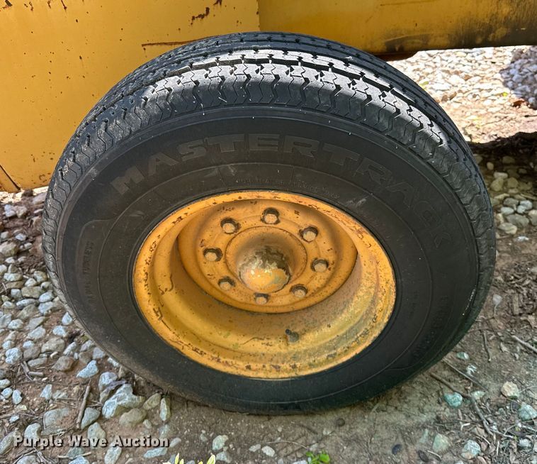 image for item NR9807 1997 Case 586E forklift