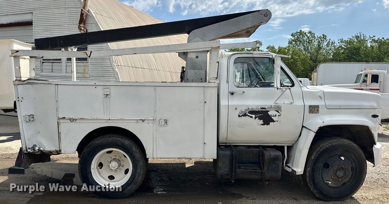 image for item NR9836 1979 Chevrolet  C50 bucket truck