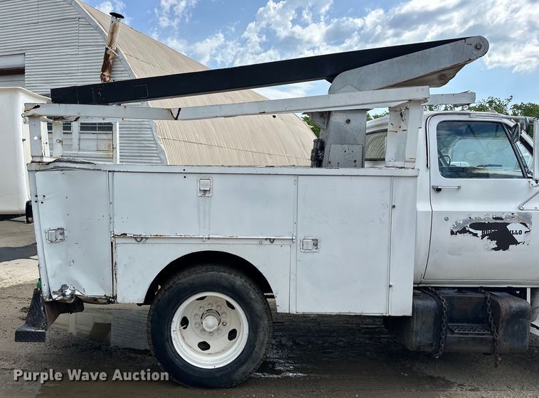 image for item NR9836 1979 Chevrolet  C50 bucket truck