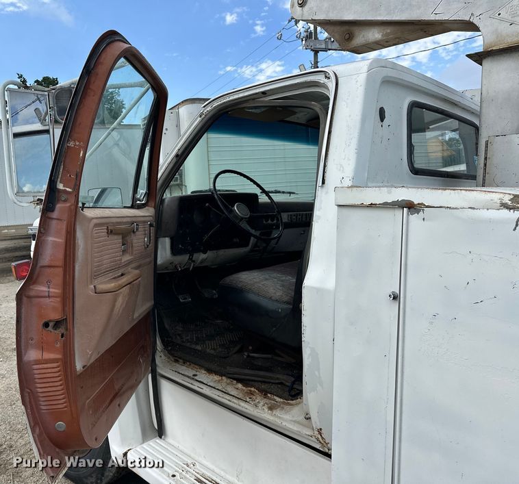 image for item NR9836 1979 Chevrolet  C50 bucket truck