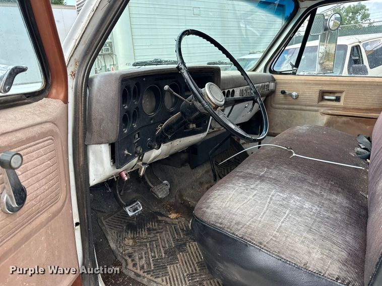 image for item NR9836 1979 Chevrolet  C50 bucket truck