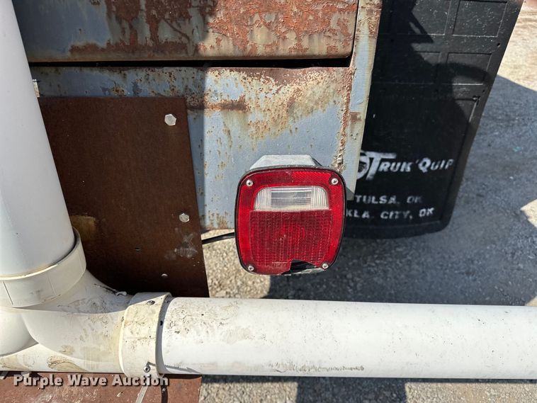 image for item NR9848 1982 GMC water truck