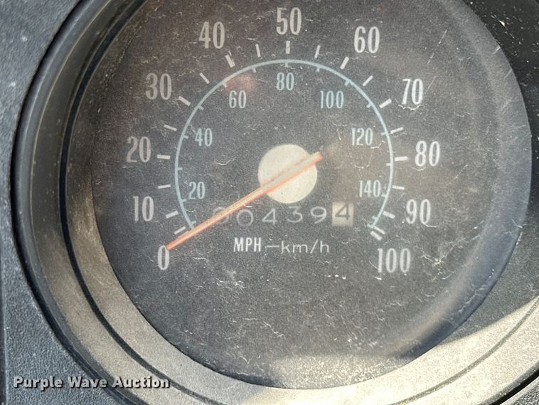 image for item NR9848 1982 GMC water truck